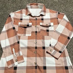 Olivia Mark Women’s bottom up shirt Medium plaid‎ earth tones NWOT long sleeve